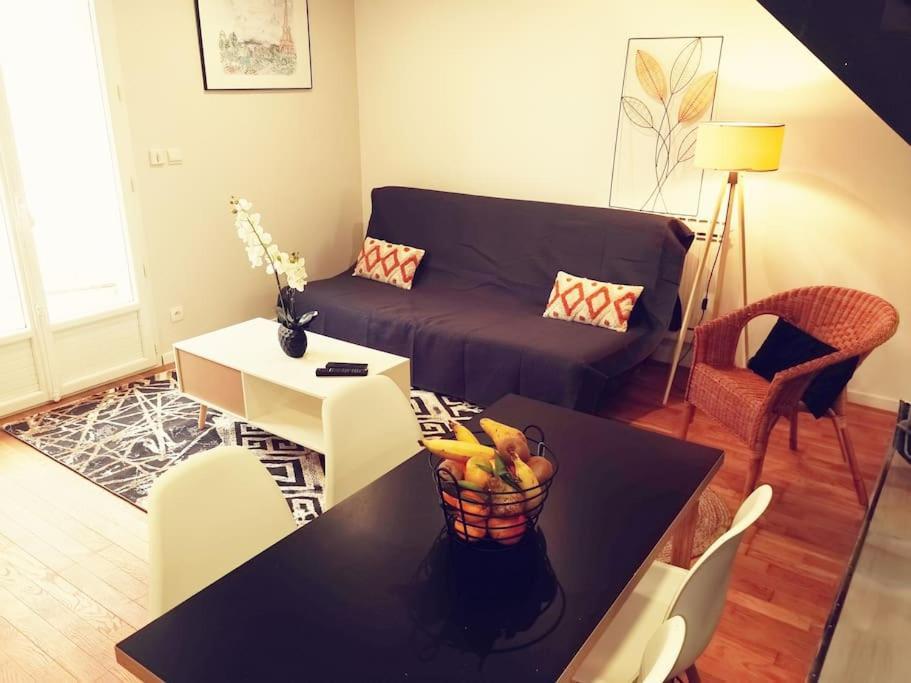Chaleureuse Maisonnette Lyon Meyzieu
