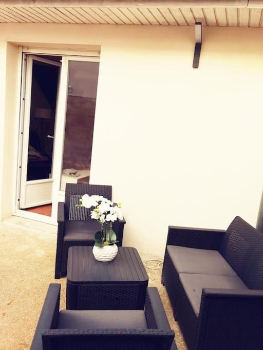 Chaleureuse Maisonnette Lyon Meyzieu